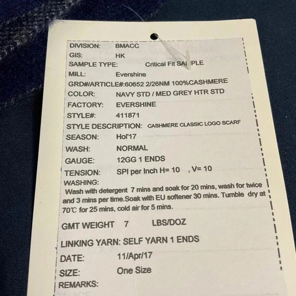 Banana Republic 100% Cashmere Scarf Classic Logo Navy and Grey Unisex One Size - Picture 2 of 5